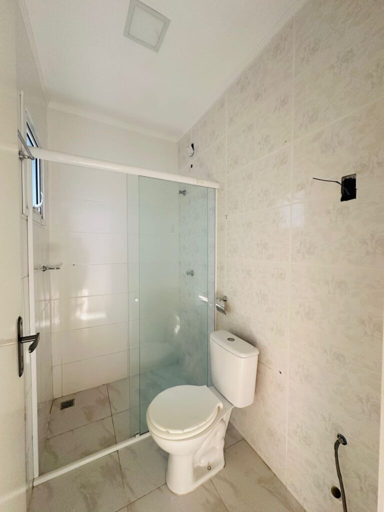 00c98271-b656-4695-9dbc-868cf4e1c57e