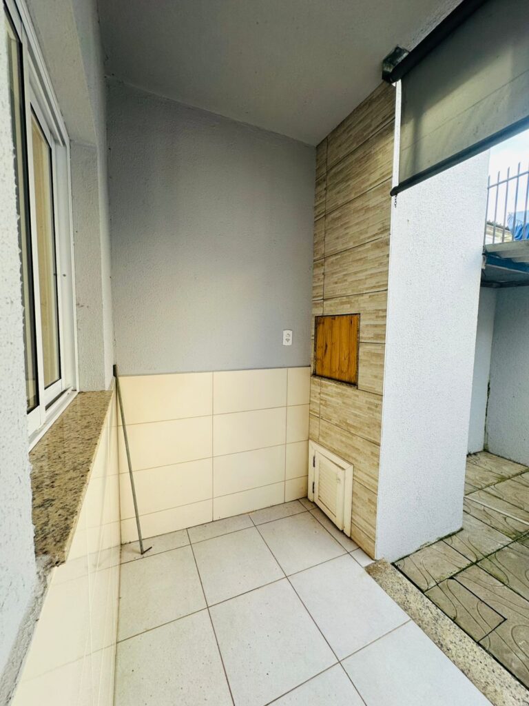 24ed4ab8-85a0-46b8-9dff-4865df8f699a