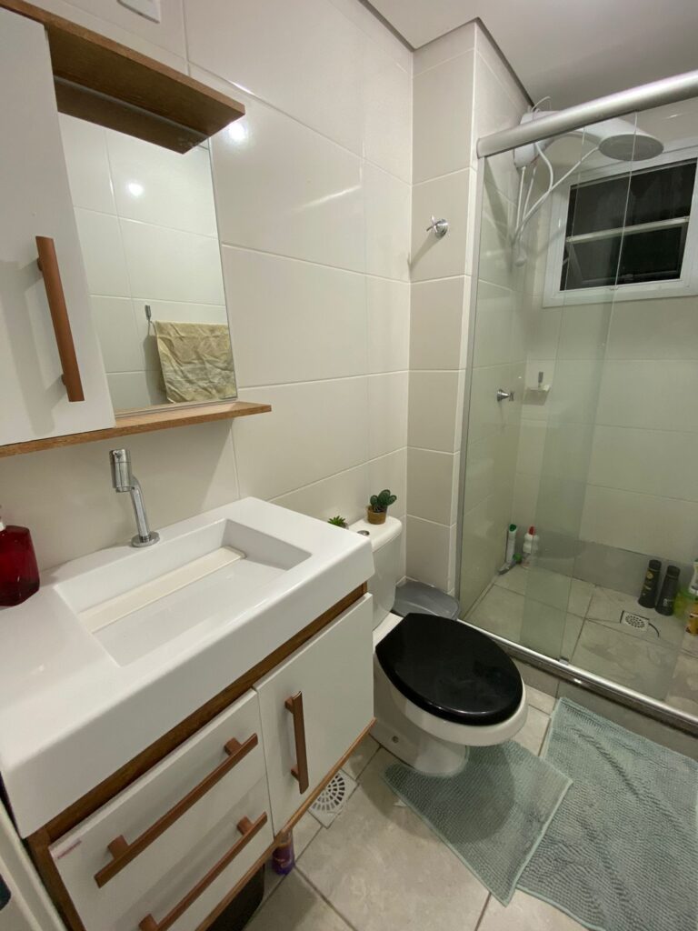 6e2758e3-fa6b-4a7d-9910-da86d7541d8c