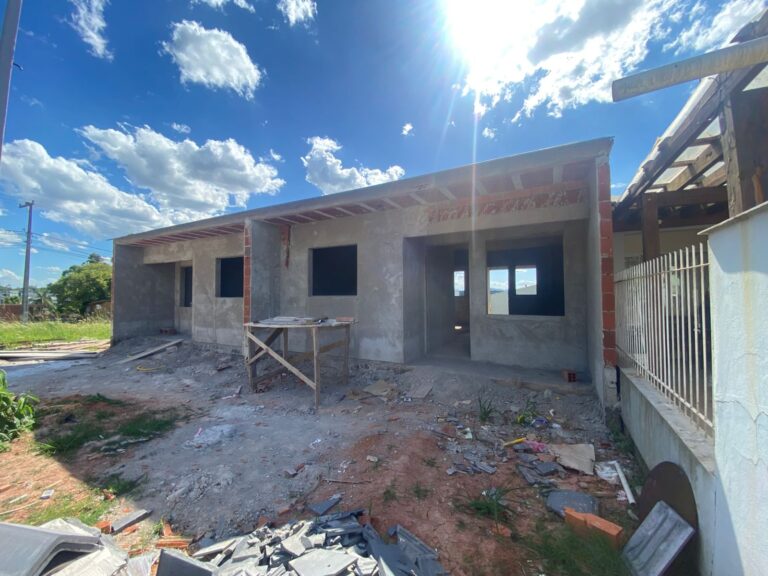 e315b758-4fa9-4eb3-8aa4-2e96fcc41b9f-1