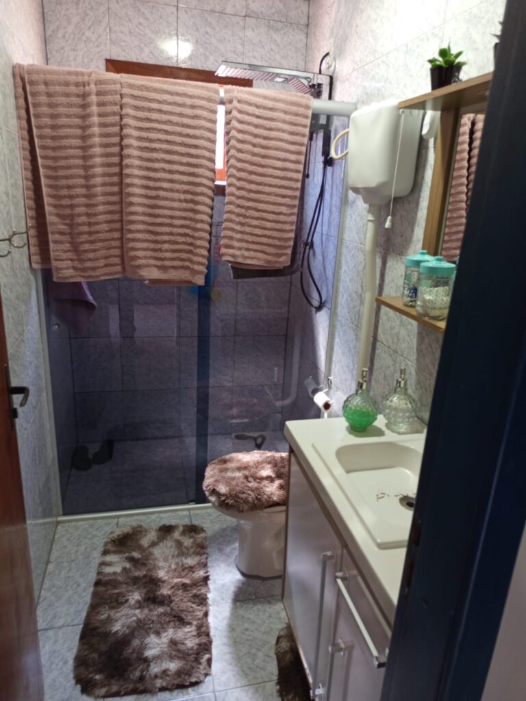 a481d590-6813-45a3-82f4-0cd76adf8a61-1