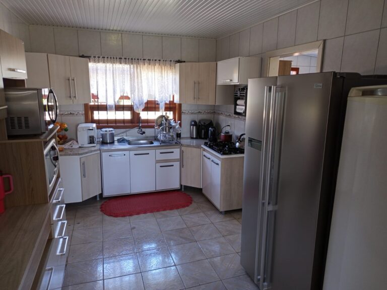 cd8d44af-c11c-4180-aedb-eb9c1e09adc6-1