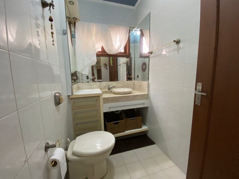 c4bba7a0-fa82-4ad6-88f8-85477dfa717c