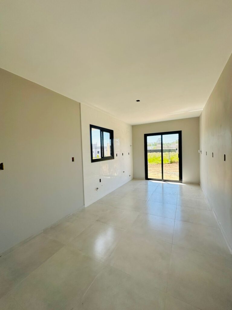 WhatsApp-Image-2025-10-24-at-13.51.58